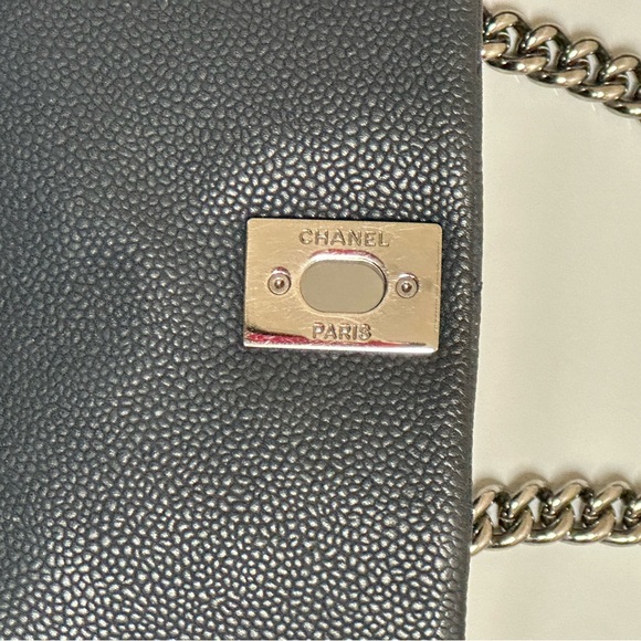 ❌SOLD❌ Chanel Quilted Bag Navy Blue - Picture 11 of 16